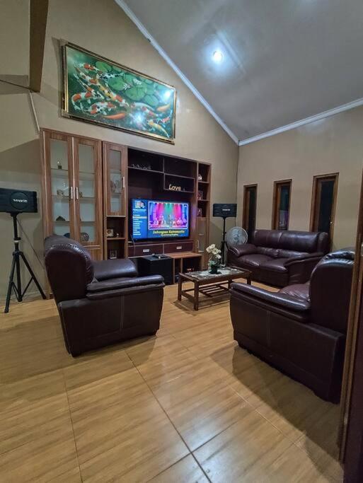 Niki Mawon Homestay Kejayan ภายนอก รูปภาพ